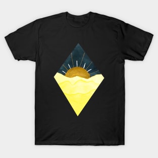 Diamond Yellow and Gold Sunset (dark background) T-Shirt